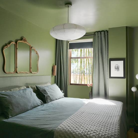 How to Choose Paint Colors for Small Rooms (Without Making Them Feel Boxed In)